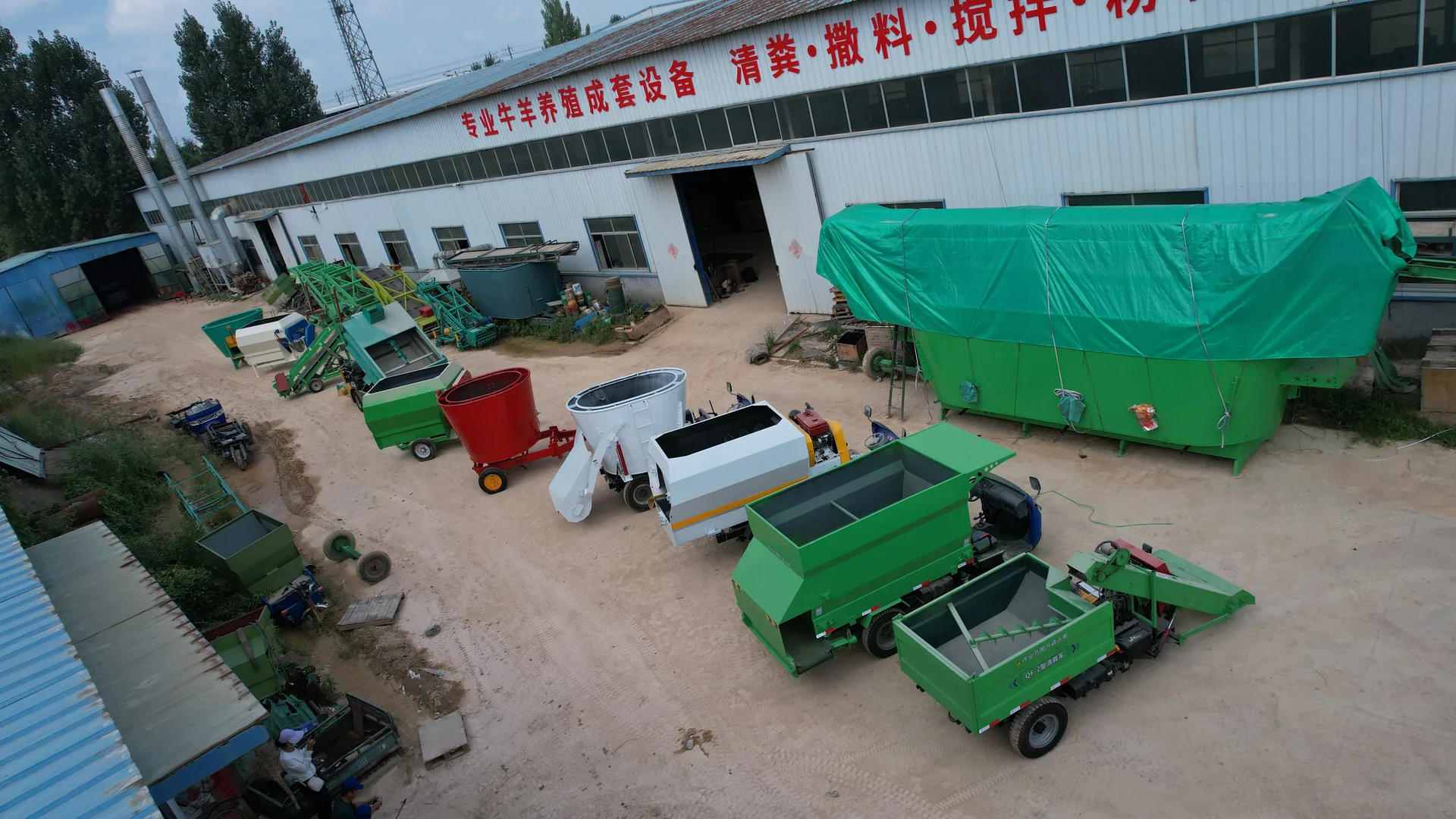 Anlan livestock machinery factory and finished equipment ready for inspection